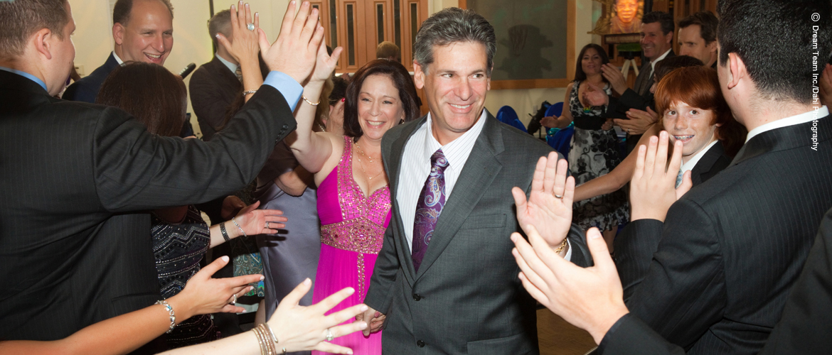 DJs 2 for Birthdays Anniverseries, Holiday Parties Dream Team Entertainment and Events